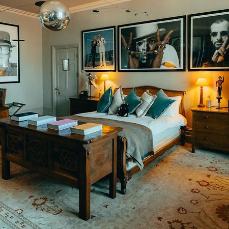 ホテル The Rudloe Near Bath - Marco Pierre White コーシャム エクステリア 写真